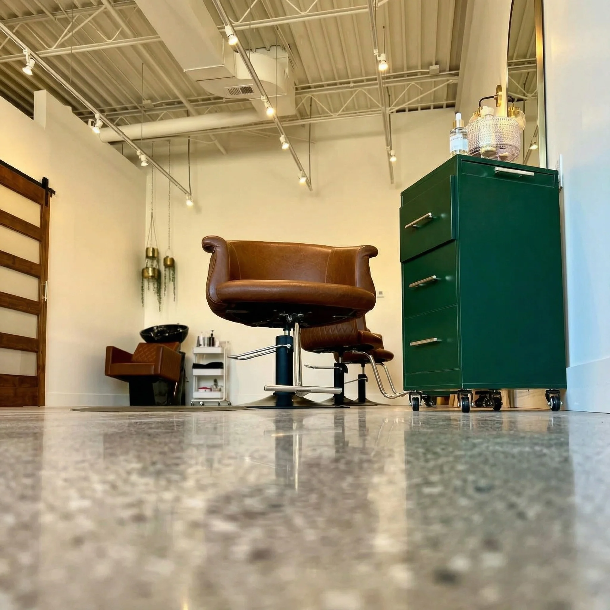 Leather styling chair